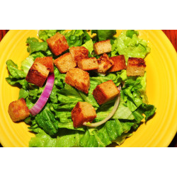Lettuce with crispy tofu